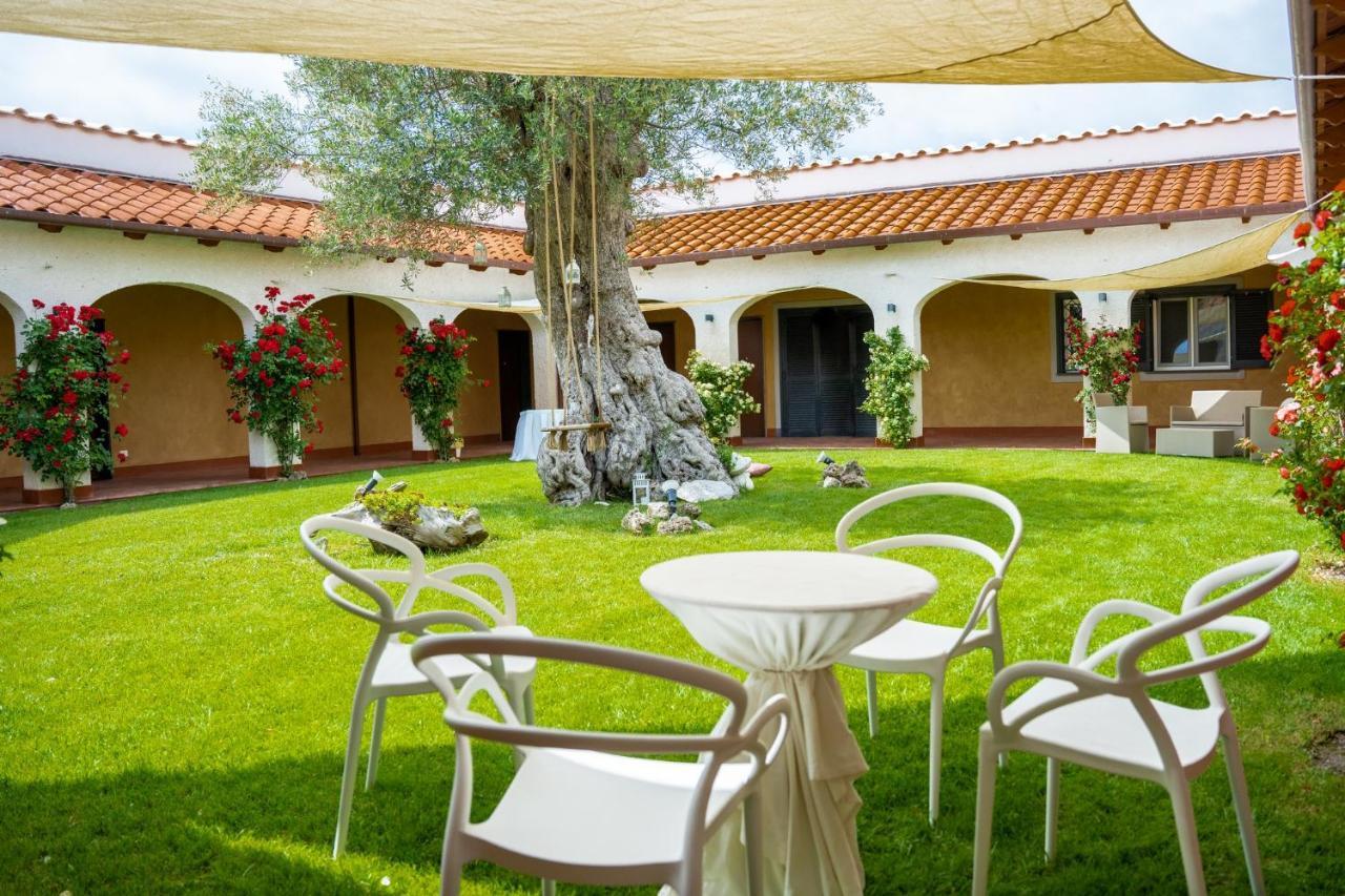 Tenuta Amalthea Villa Sessa Aurunca Bagian luar foto